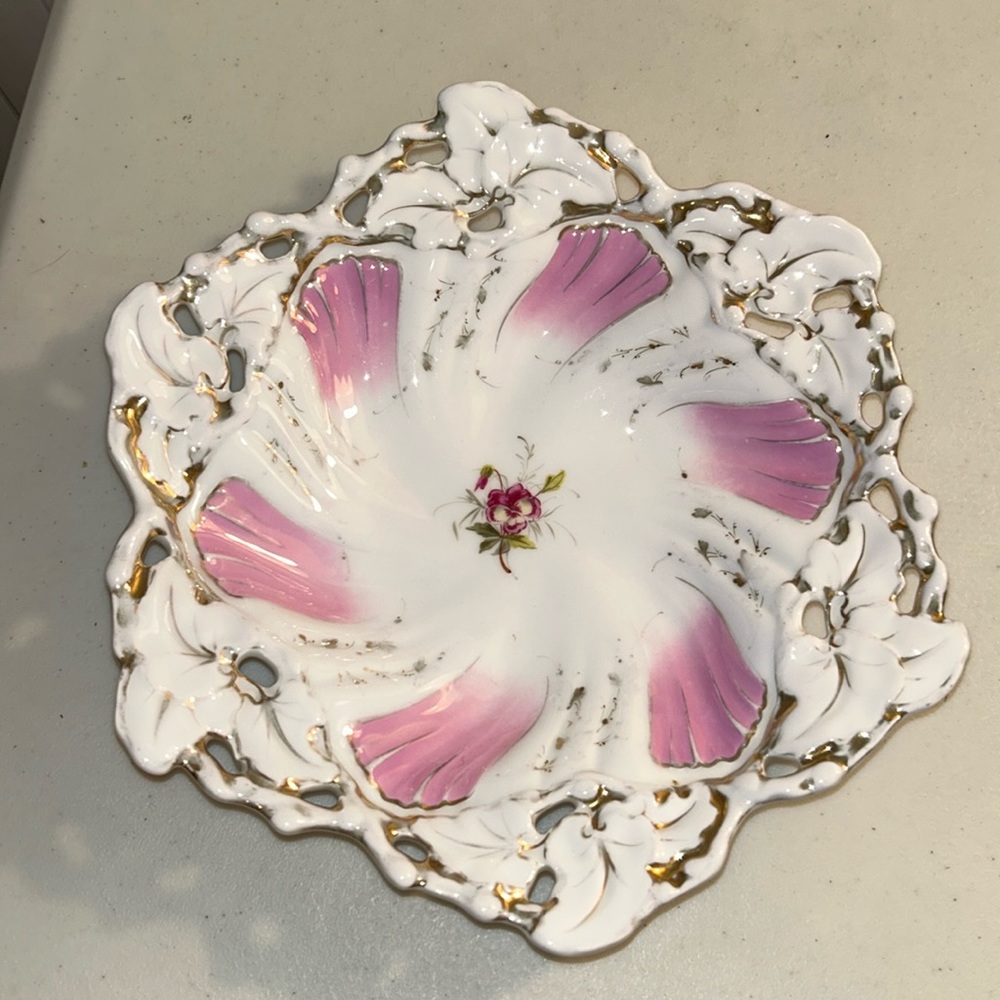 Carl Tielsch Altwasser CT Germany Porcelain Antique Gold/Pink Handpainted Bowl